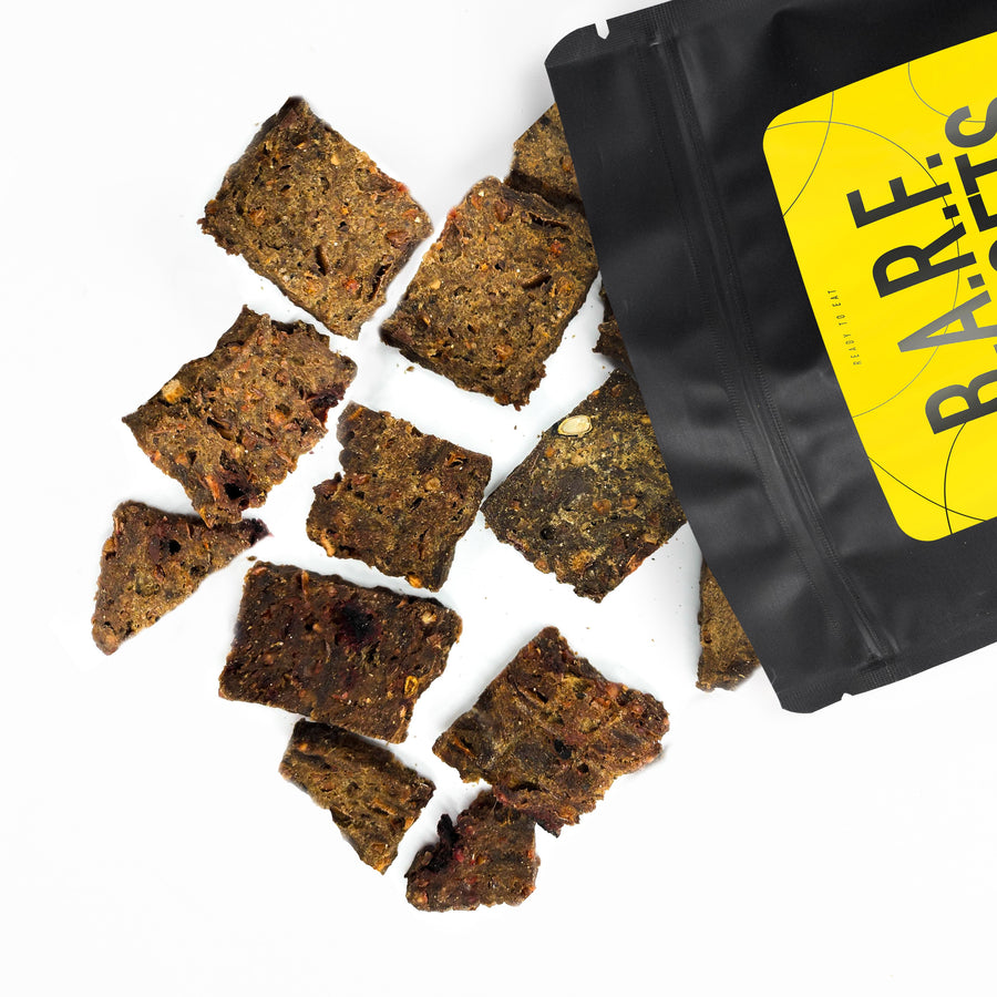 B.A.R.F. Nuggets Losos a zvěřina | Sušené kompletní krmivo bez nutnosti mrazení, ideální na cesty i jako odměna